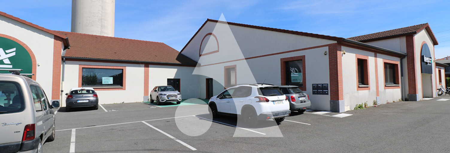 Commerce  500 m² à louer à Tarbes (65000)