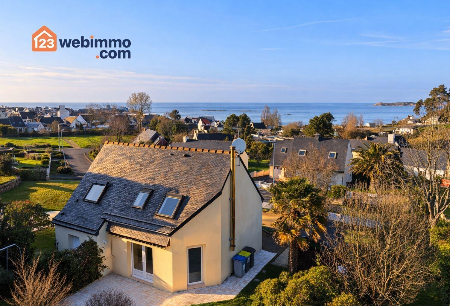 Maison - 102m² - Trédrez-Locquémeau — photo 1