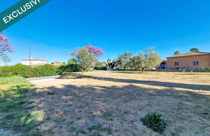 Terrain constructible viabilisé 578 m² — photo 3