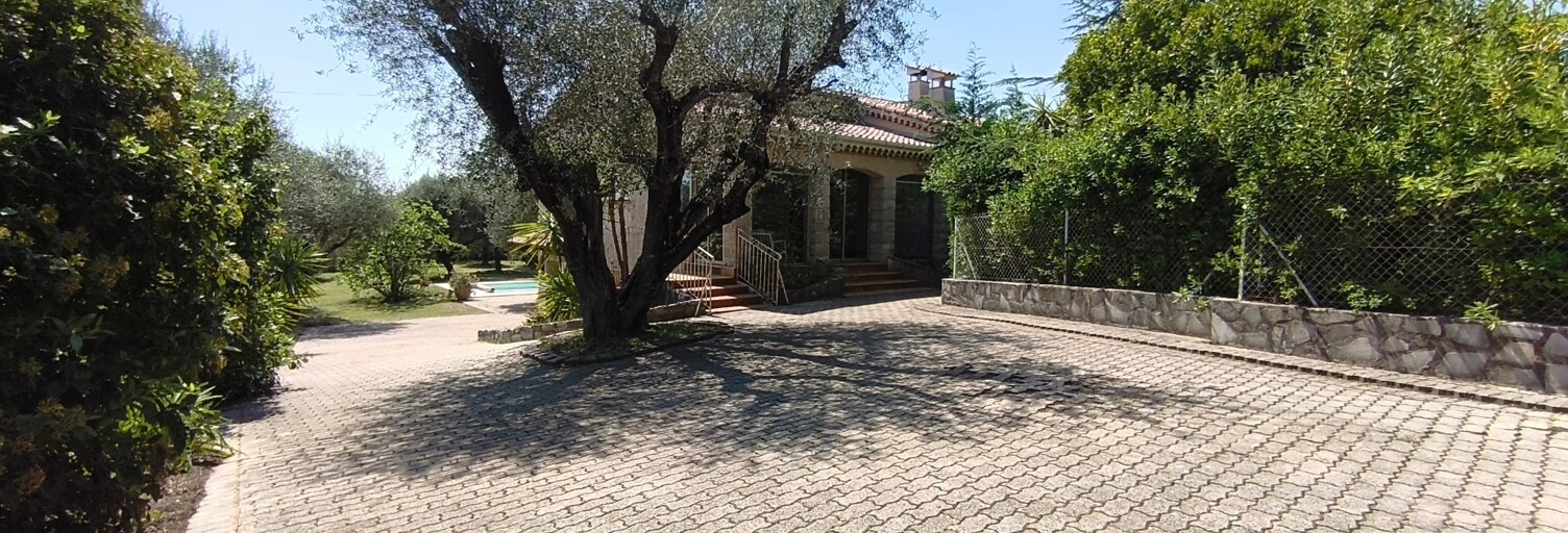Maison 3 Pièces 129 m² à vendre à Contes (06390)