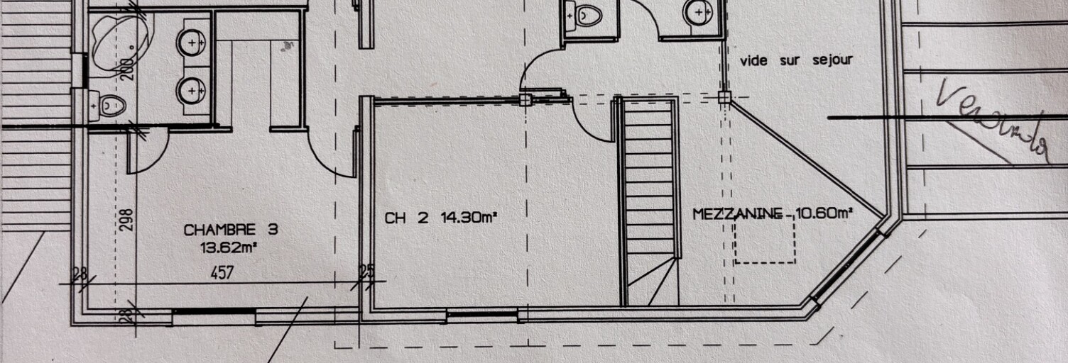 Maison 7 Pièces 147 m² à vendre à Chanat-la-Mouteyre (63530)