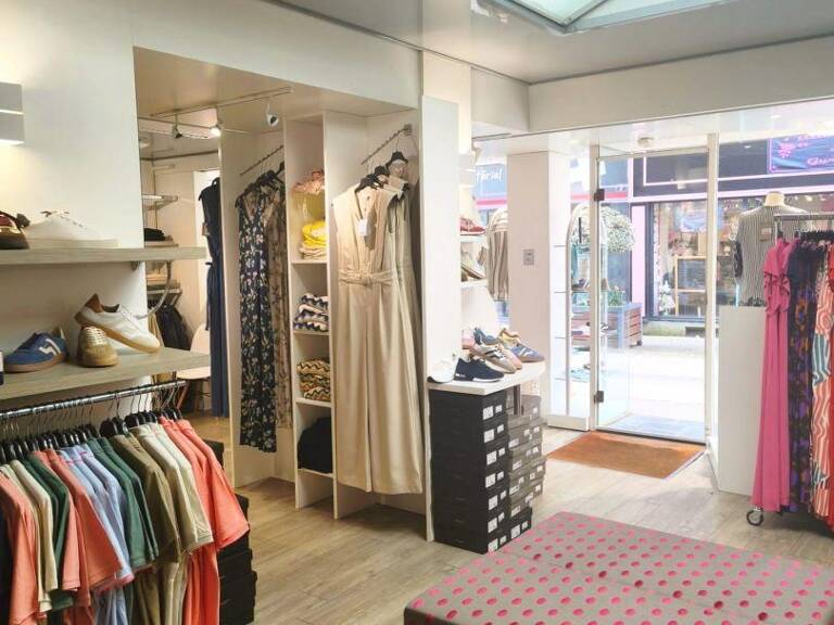 Vente Boutique/Local commercial 80 m&sup2; — photo 1
