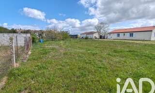 Terrain  732 m² à vendre à Beaugeay (17620)