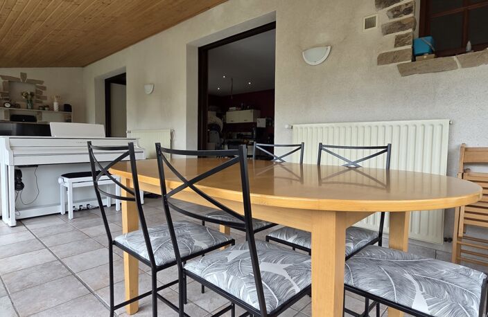 Vente Maison/villa 5 pièces — photo 2