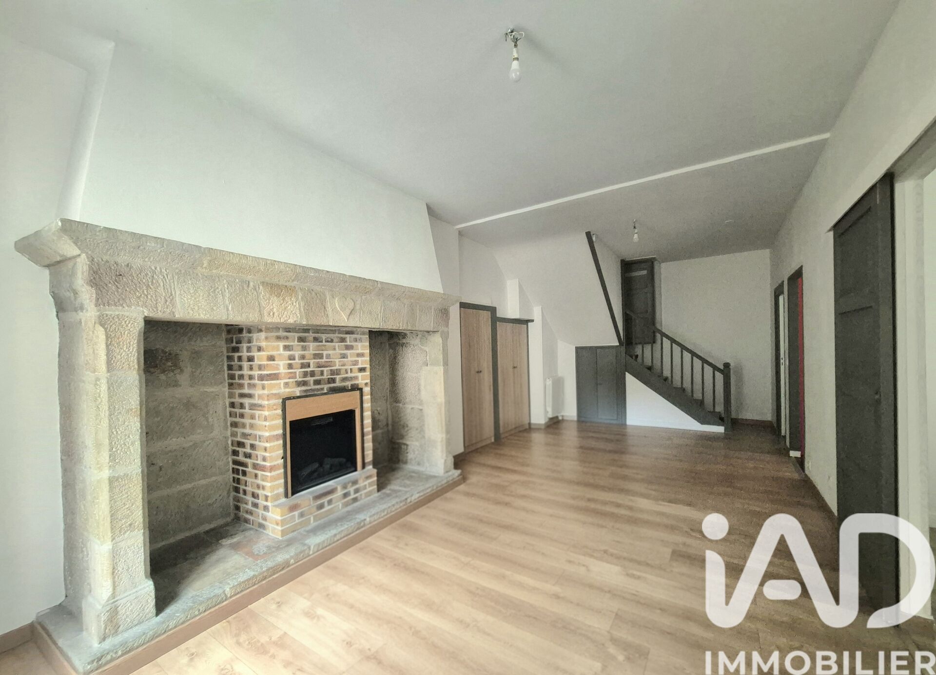Vente Immeuble 208 m² - Photo 2