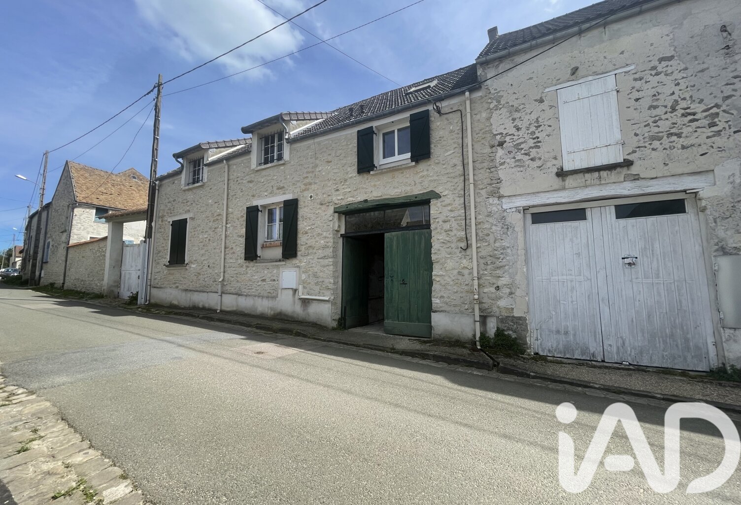 Vente Maison/villa 8 pièces — photo 1