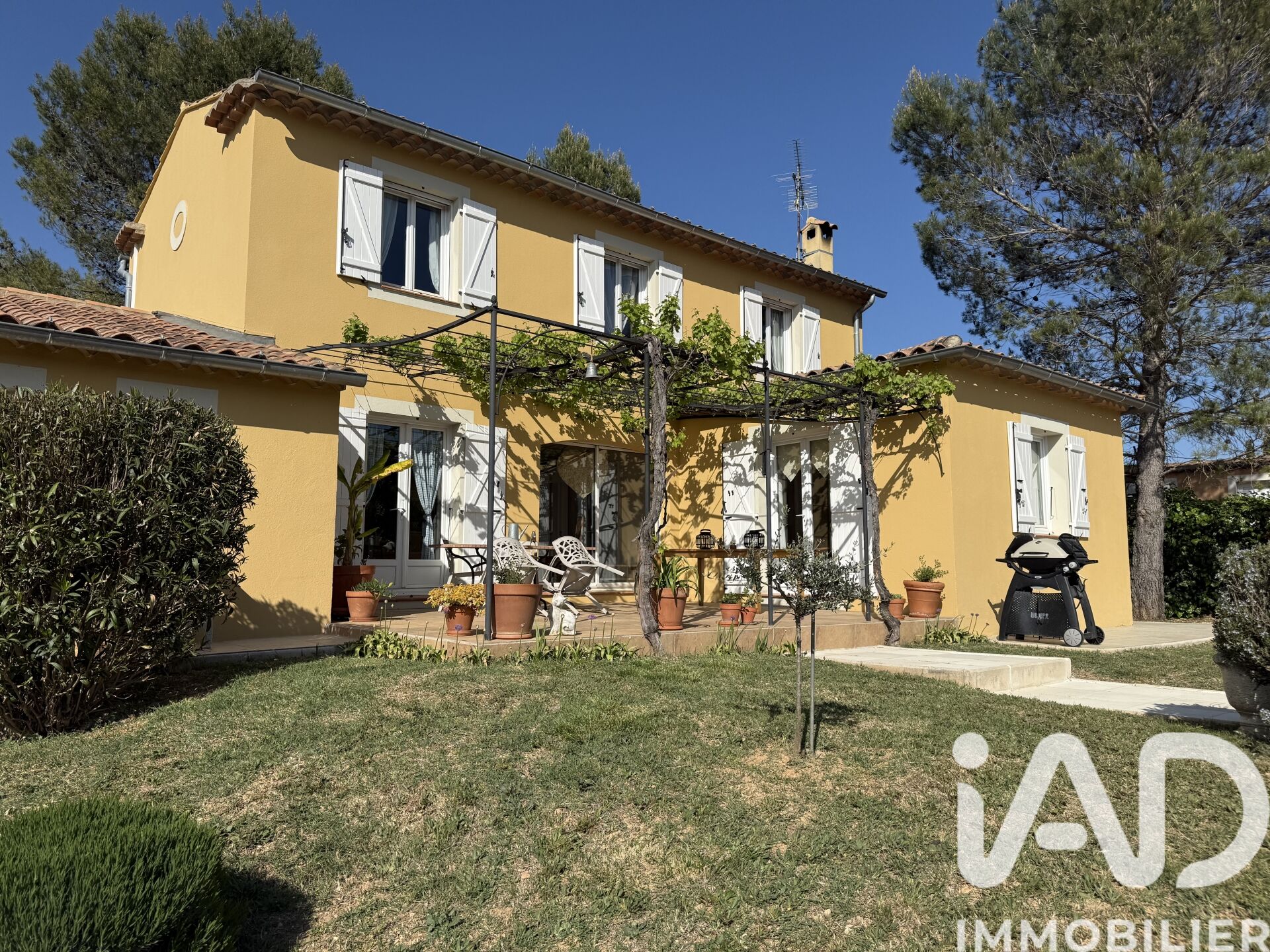 Vente Maison/villa 8 pièces - Photo 2