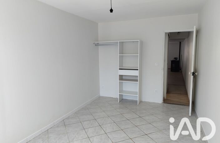Vente Immeuble 261 m&sup2; — photo 3