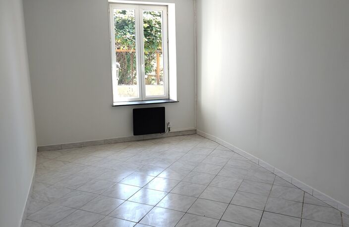 Vente Immeuble 261 m&sup2; — photo 4