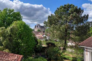 Maison 17 pièces 499000 €