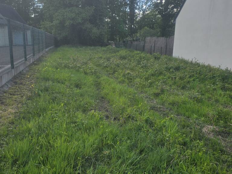 Vente Terrain à bâtir 1 300 m&sup2; — photo 1