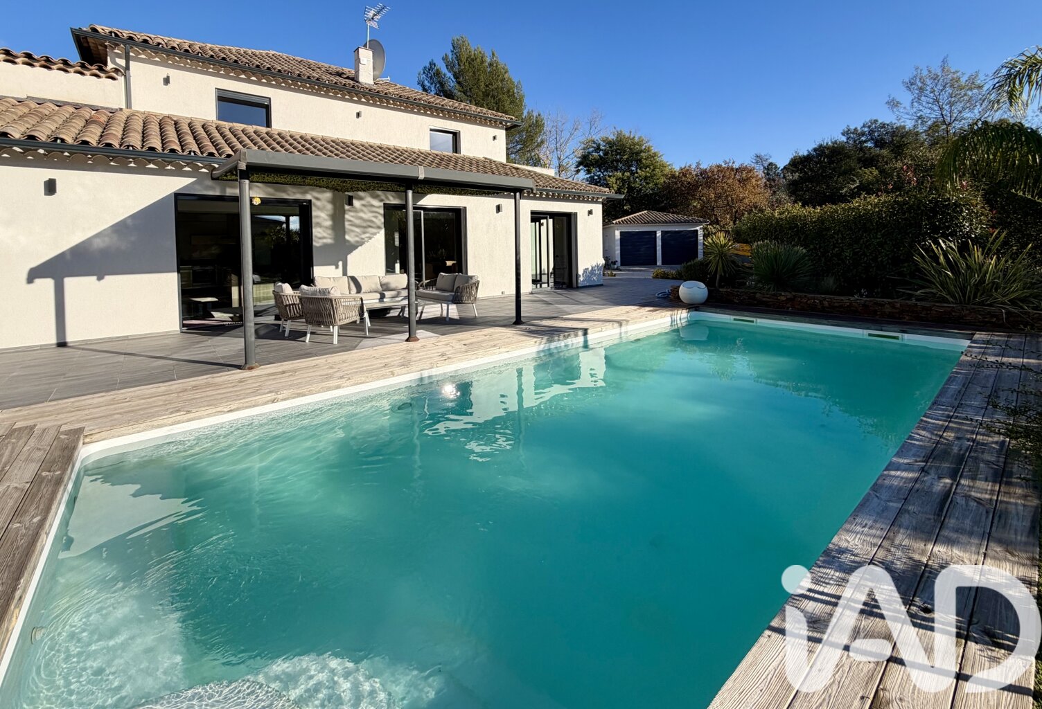 Vente Maison/villa 10 pièces — photo 1