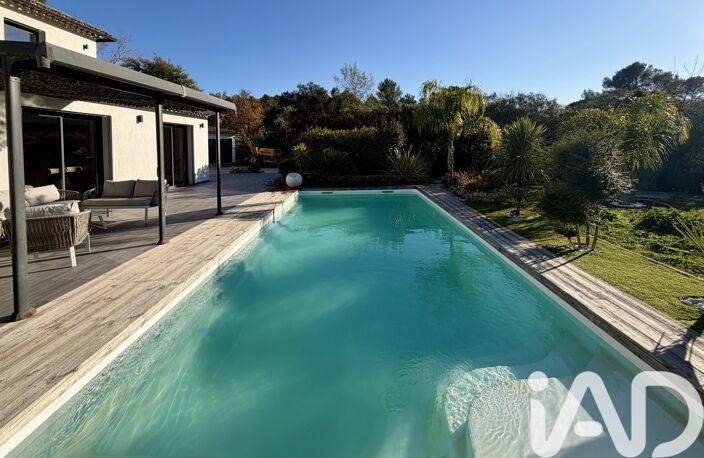 Vente Maison/villa 10 pièces — photo 2