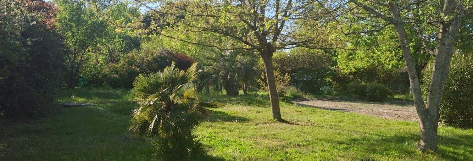 Terrain  1000 m² à vendre à Montauban (82000)