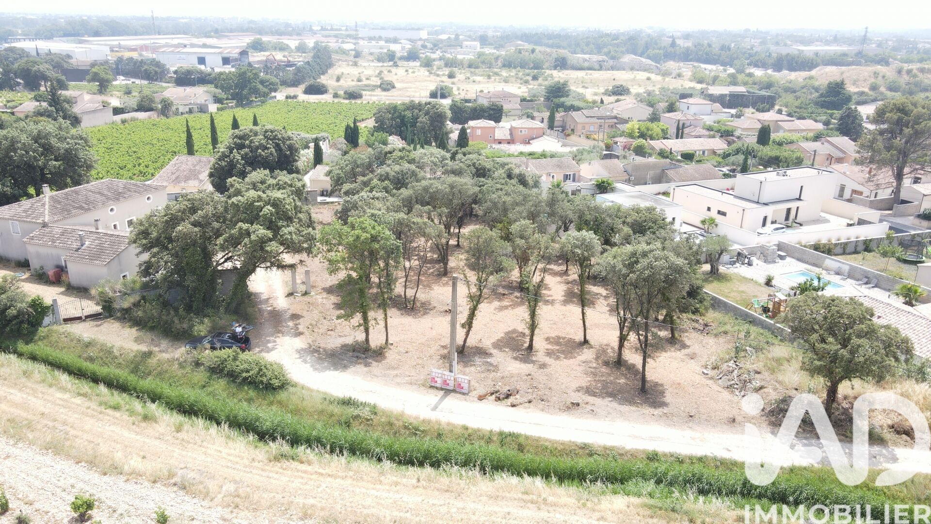 Bedarrides - 820m²