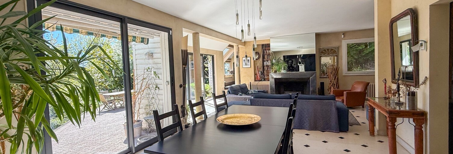 Maison 8 Pièces 293 m² à vendre à Mont-Saint-Aignan (76130)