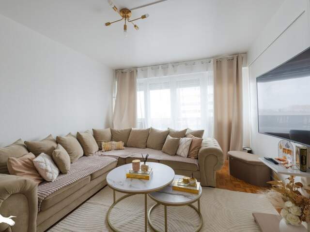 Appartement de 4 pièces principales — photo du bien