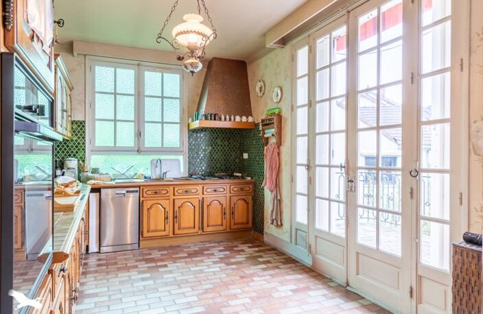 Maison de ville de 8 pièces principales — photo 2