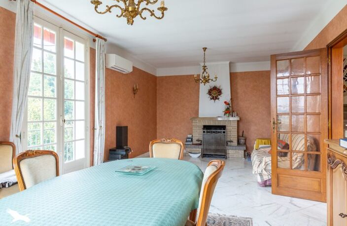 Maison de ville de 8 pièces principales — photo 3