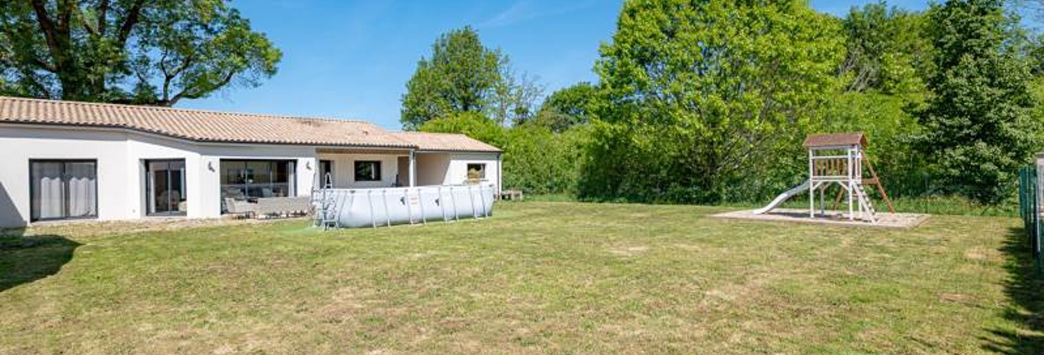 Maison 4 Pièces 123 m² à vendre à Saint-Georges-des-Coteaux (17810)