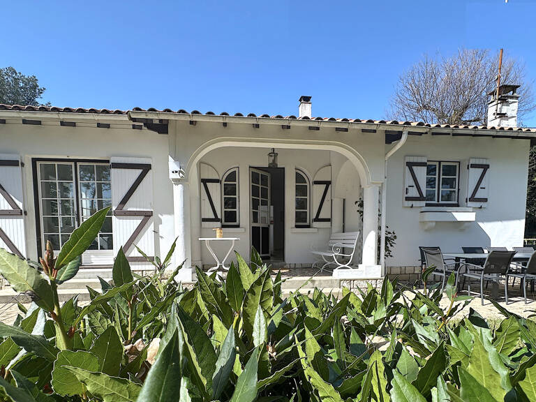 SAINT PALAIS sur  MER - Location de vacances - Villa de char — photo 1