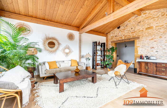 MAISON EN PIERRES DOREES — photo 3