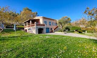 Maison 5 Pièces 109 m² à vendre à Vence (06140)