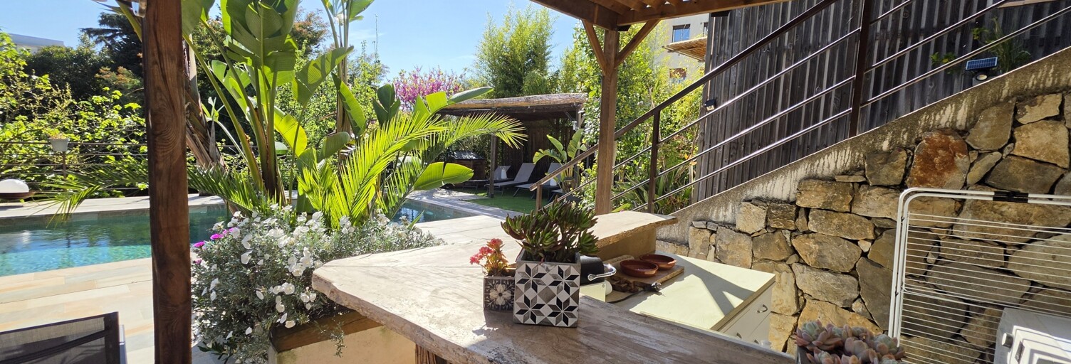 Maison 7 Pièces 201 m² à vendre à Cannes (06400)