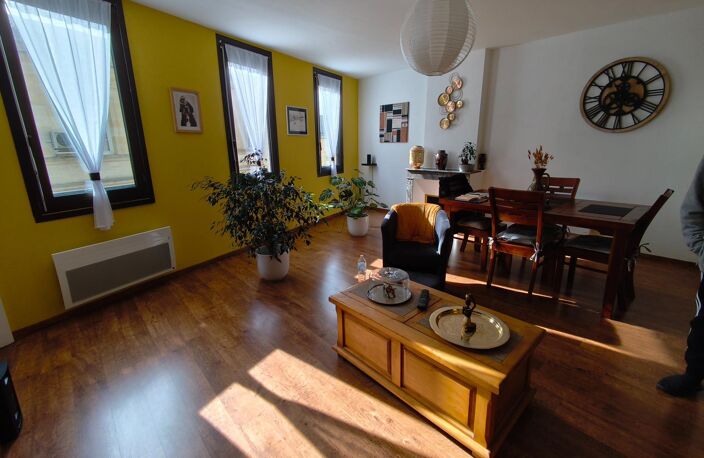 MONTAGNE  2 logements loués + local commercial de 50 m² — photo 2