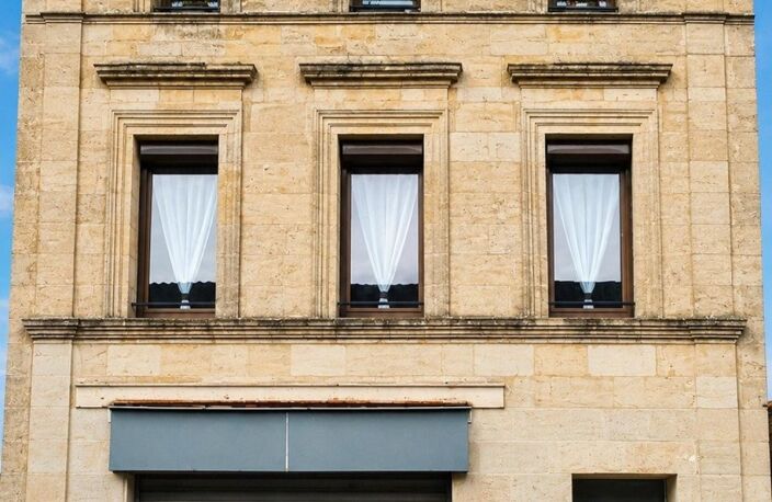MONTAGNE  2 logements loués + local commercial de 50 m² — photo 4