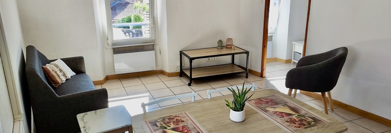 Appartement 2 Pièces 33 m² à vendre à Saint-Paul-en-Forêt (83440)