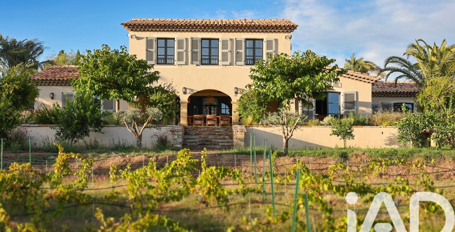 Vente Maison/villa 8 pièces — photo 1