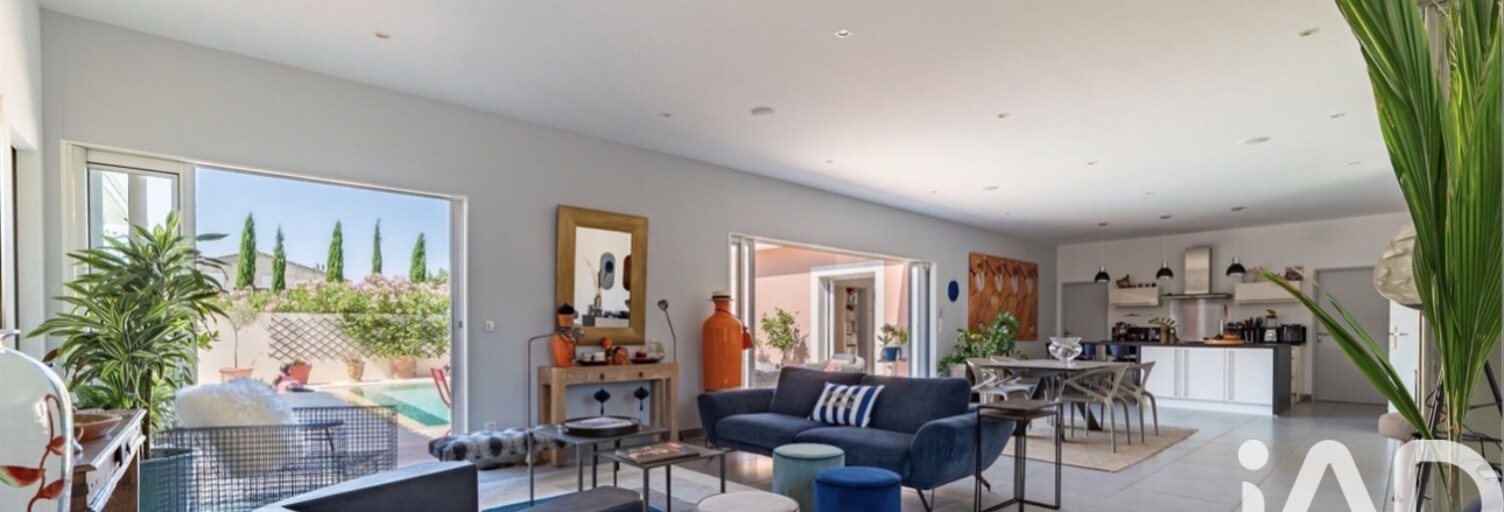 Maison 5 Pièces 221 m² à vendre à Cheval-Blanc (84460)