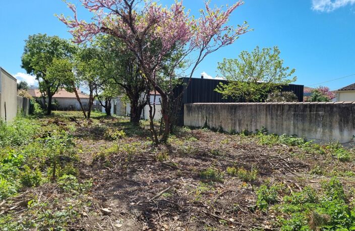 RARE - AYTRE SECTEUR LA COURBE - TERRAIN 922M2 - LIBRE DE CONSTRUCTEUR — photo 2