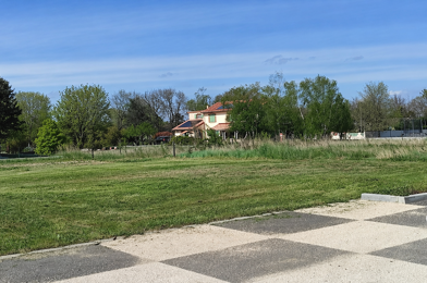 Terrain  131000 €