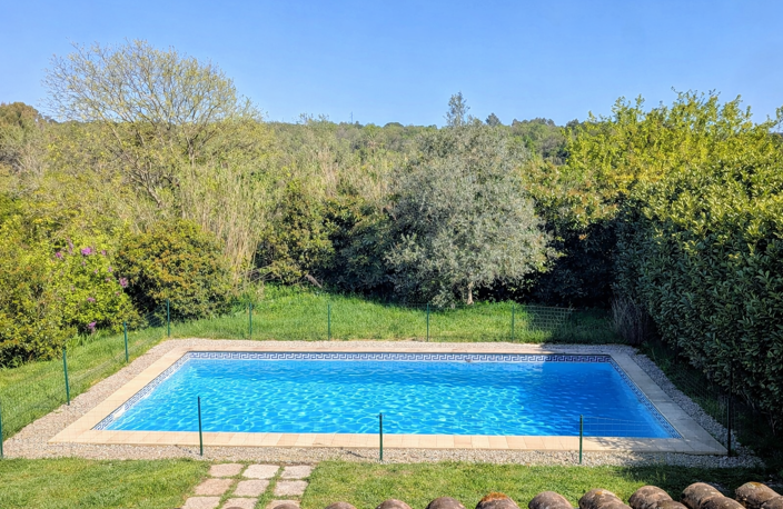 Mas de caractère à réinventer. Charme et fort potentiel à 12 minutes d'Uzès. — photo 5