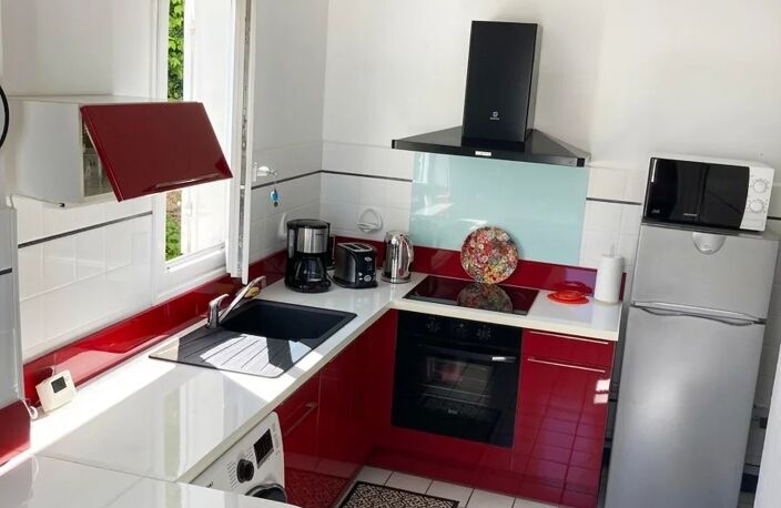 BAUMETTES - APPARTEMENT - 2 PIÈCES - 74,76 M² - BALCON - VUE MER — photo 4