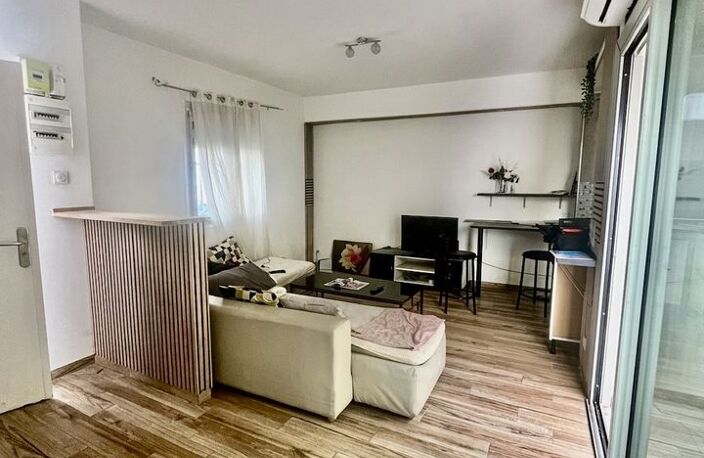 À VENDRE - MAISON DE VILLE - TERRASSE - COUR - BUREAU — photo 3