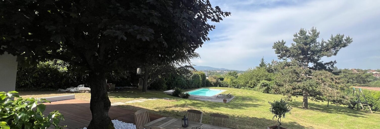 Maison 7 Pièces 250 m² à vendre à Lissieu (69380)