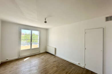 Appartement 3 pièces 980 €