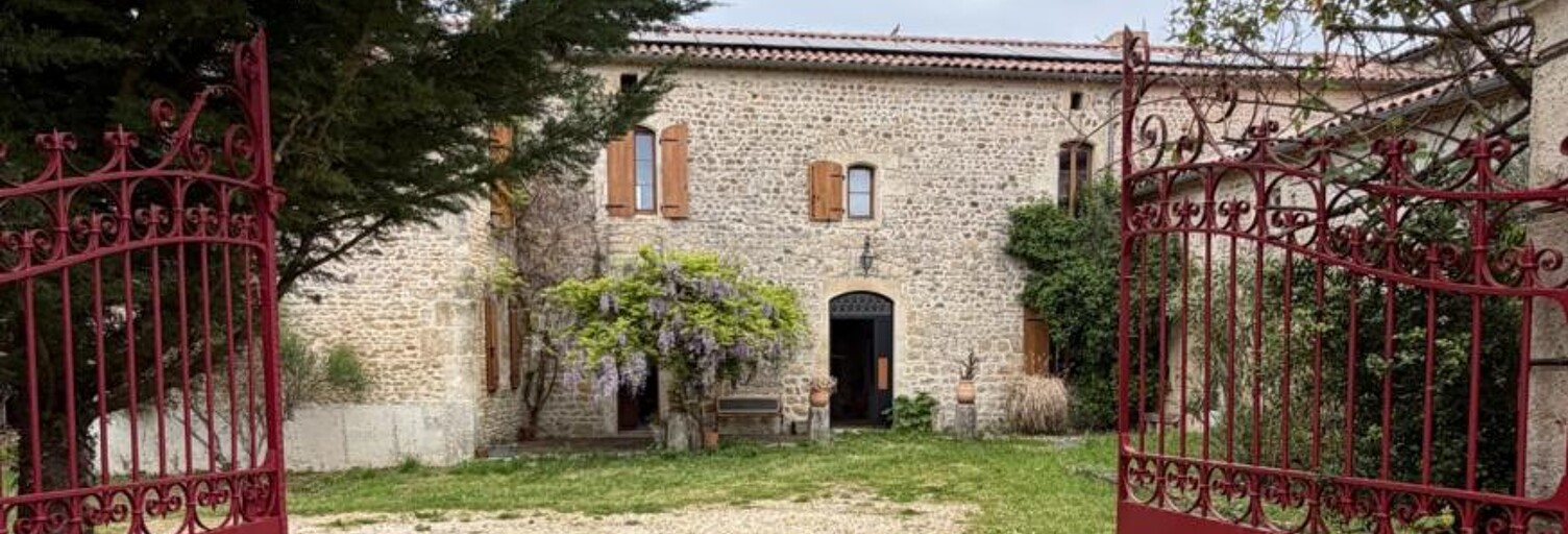 Maison 14 Pièces 361 m² à vendre à La Tâche (16260)