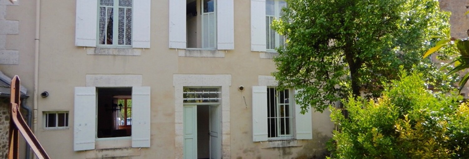 Maison 6 Pièces 149 m² à vendre à Thiviers (24800)