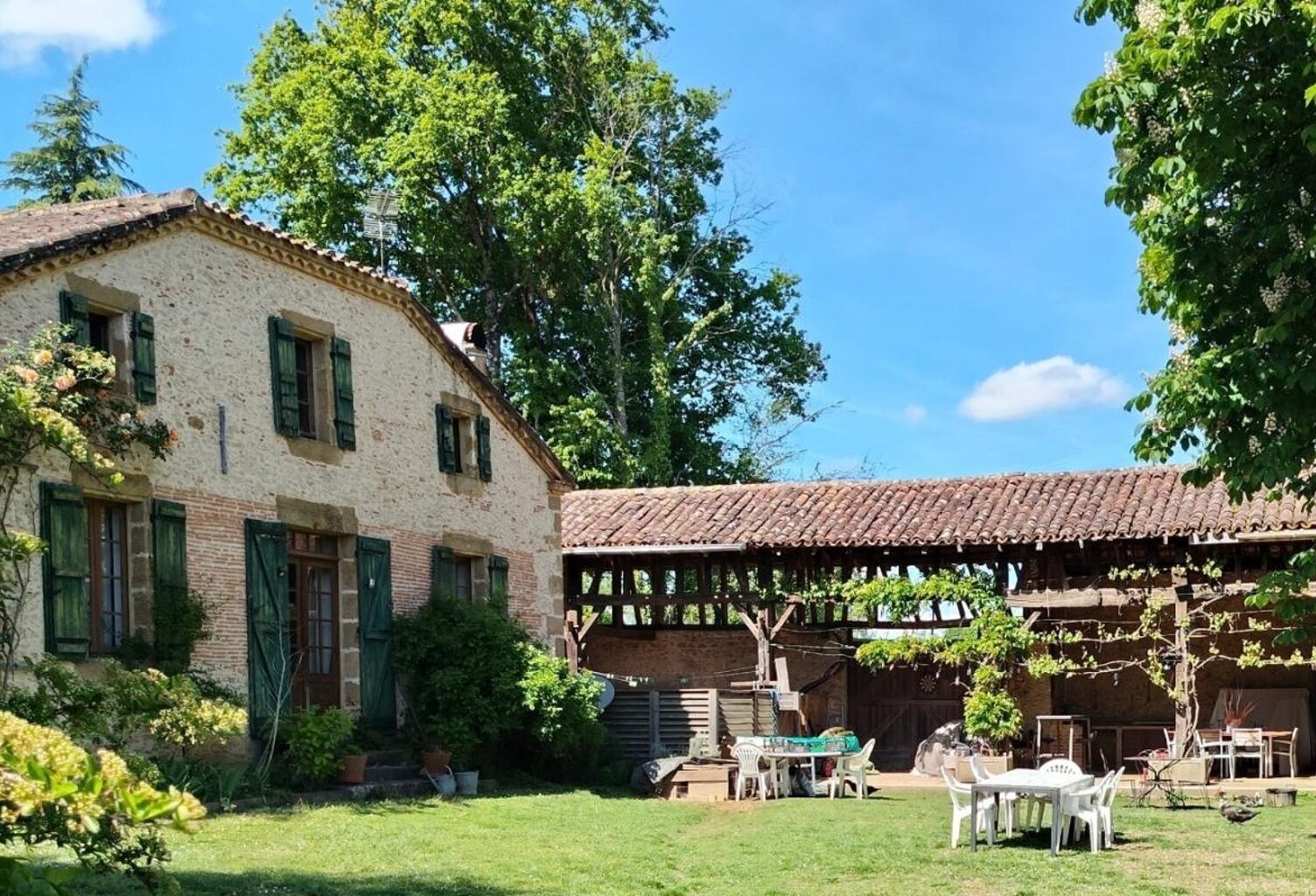 🏰 Un petit Hameau en Gascogne — photo 1