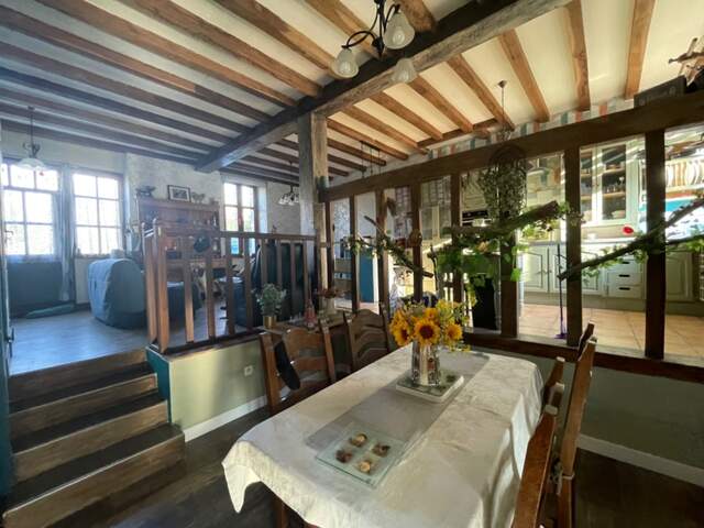 Maison de village 150m2 La Celle Dunoise 149000€! — photo du bien