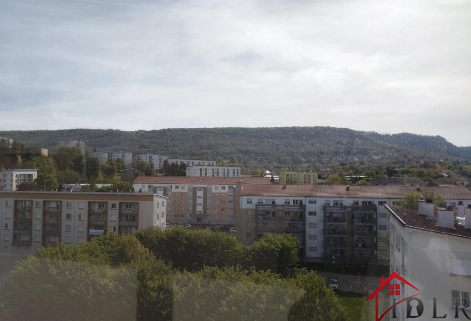 Appartement T5 avec terrasse — photo 1