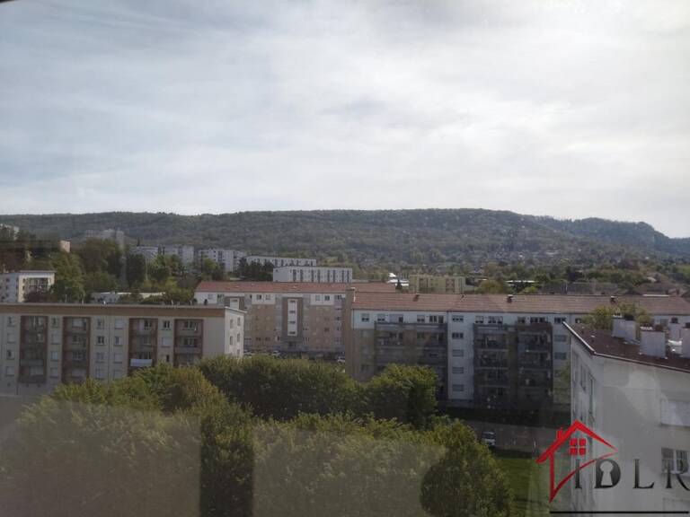 Appartement T5 avec terrasse — photo 1