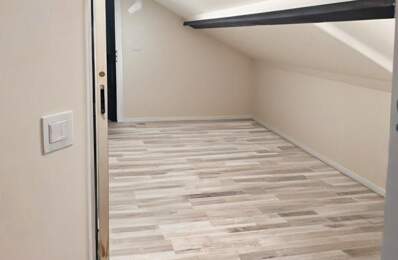 Maison de caractère rénovée avec grand terrain arboré   150 — photo du bien