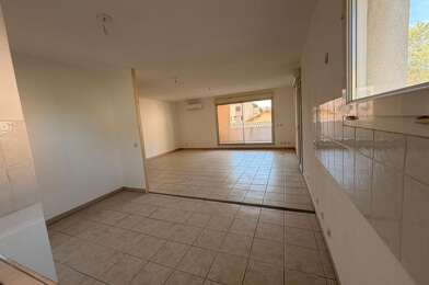 Appartement 3 pièces 990 €