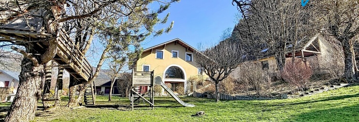 Maison 10 Pièces 272 m² à vendre à Autrans-Méaudre en Vercors (38112)