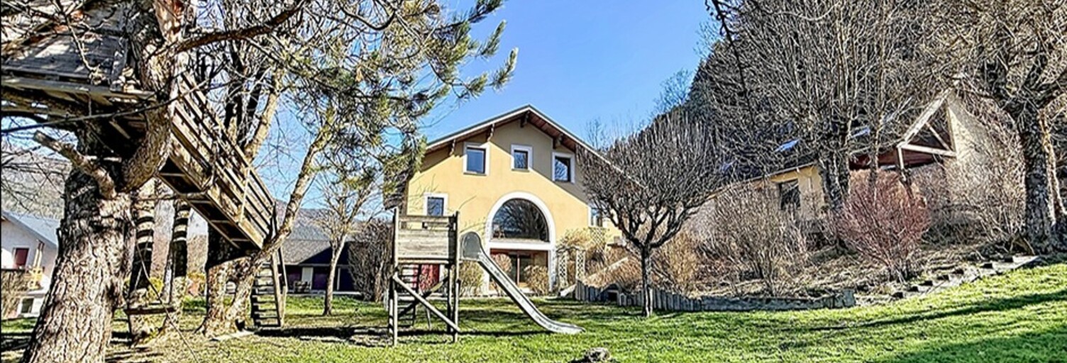 Maison 10 Pièces 272 m² à vendre à Autrans-Méaudre en Vercors (38112)